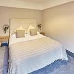 Queens Road 2 Bed