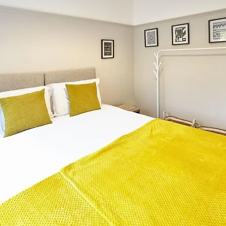 Queens Road 2 Bed Richmond (North Yorkshire)