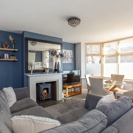 Queens Road 2 Bed Richmond (North Yorkshire)